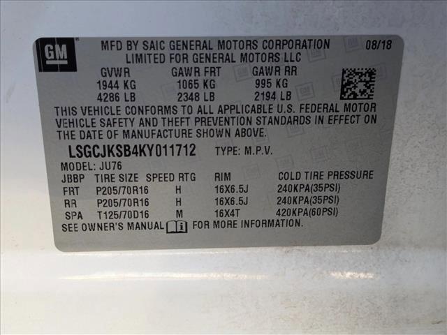Photo of 2019 Summit White Chevrolet Trax