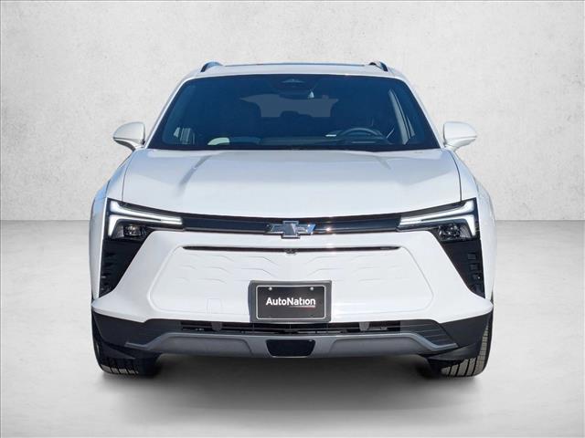 Photo of 2026 Summit White Chevrolet Blazer EV