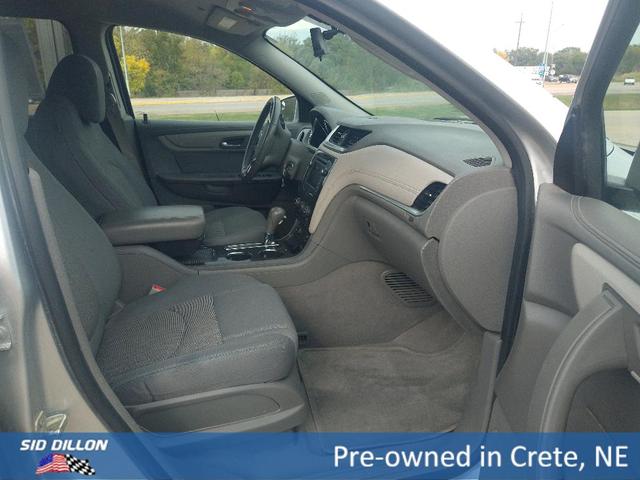 Photo of 2014 Gray Chevrolet Traverse