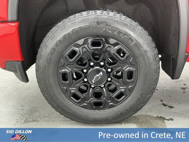 Photo of 2022 Red Chevrolet Silverado 2500