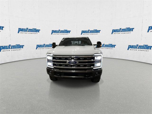 Photo of 2025 STAR WHITE Ford F-350