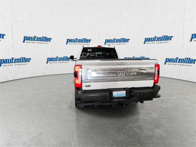 Photo of 2025 STAR WHITE Ford F-350