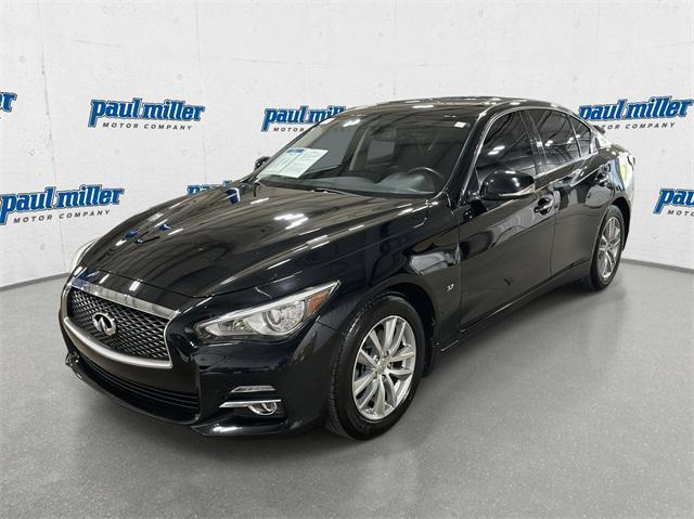2015 Infiniti Q50