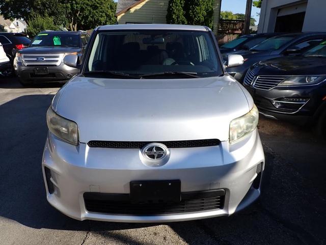Photo of 2012 Silver Scion xB