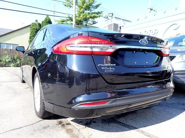 Photo of 2018 Black Ford Fusion Hybrid