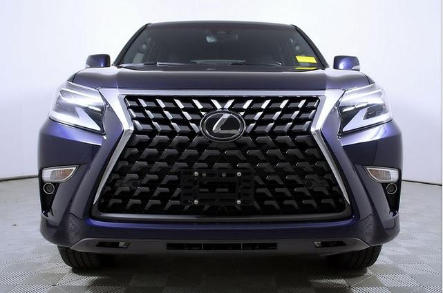 Photo of 2023 Mica Lexus GX 460