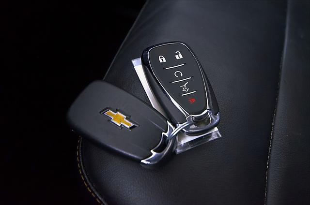 Photo of 2018 Mosaic Black Metallic Chevrolet Traverse