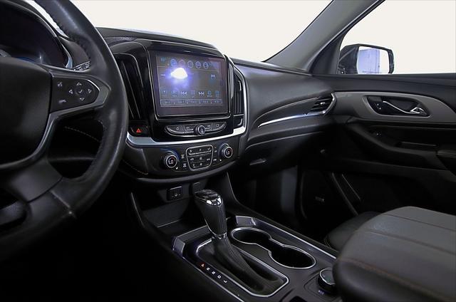 Photo of 2018 Mosaic Black Metallic Chevrolet Traverse