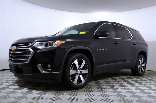 Photo of 2018 Mosaic Black Metallic Chevrolet Traverse