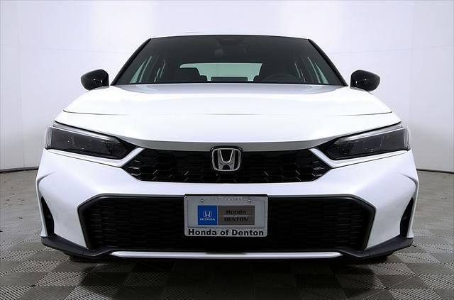 Photo of 2025 White Pearl Honda Civic Hybrid