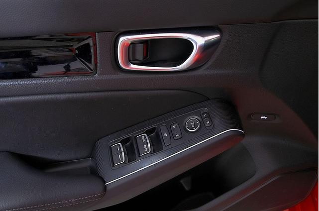 Photo of 2025 Rallye Red Honda Civic Hybrid