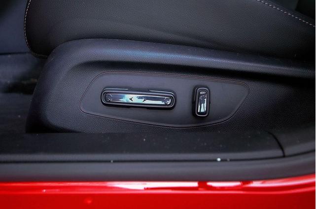 Photo of 2025 Rallye Red Honda Civic Hybrid