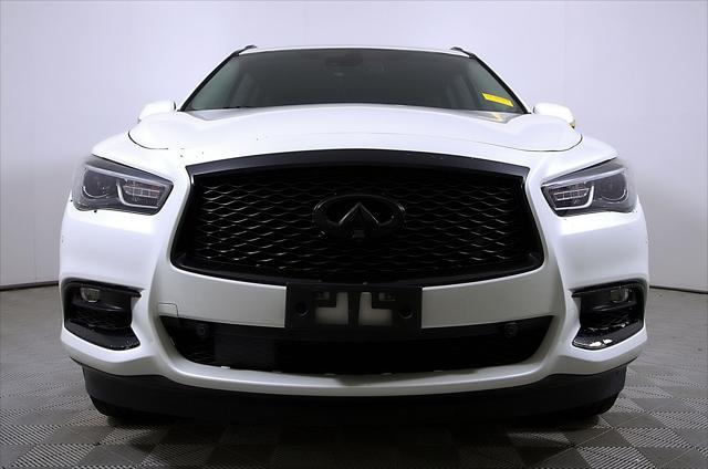 Photo of 2020 Majestic White INFINITI QX60