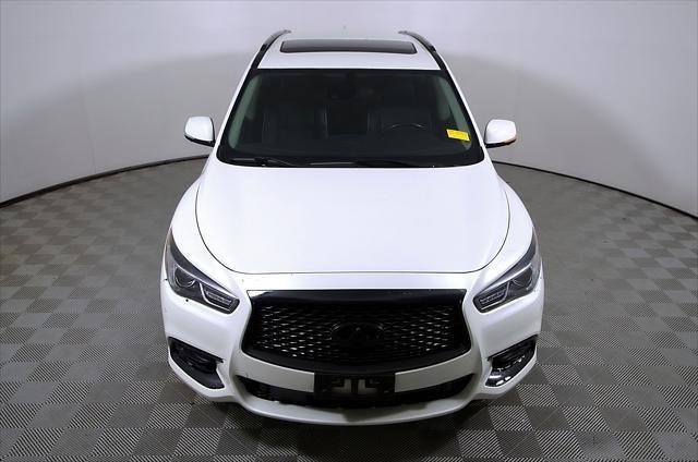 Photo of 2020 Majestic White INFINITI QX60