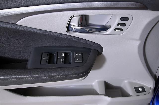 Photo of 2023 Obsidian Blue Pearl Honda Ridgeline