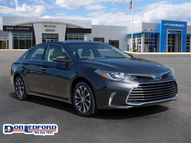 2018 Toyota Avalon Hybrid