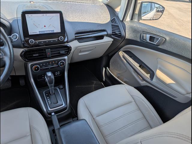 Photo of 2020 White Platinum Metallic Tri-Coat Ford EcoSport