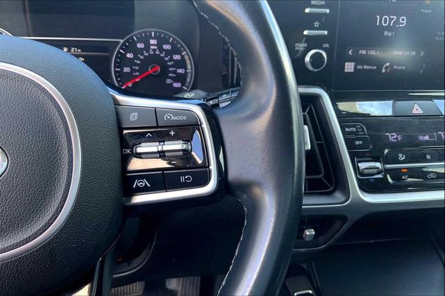 Photo of 2021 Glacial White Pearl Kia Sorento