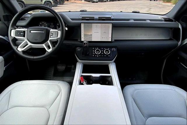 Photo of 2025 Fuji White Land Rover Defender