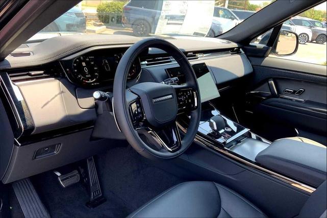 Photo of 2025 Santorini Black Metallic Land Rover Range Rover Sport