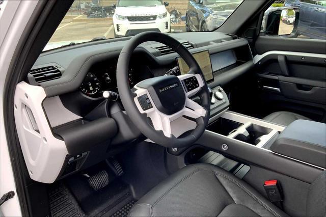 Photo of 2025 Fuji White Land Rover Defender
