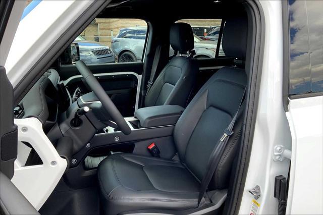 Photo of 2025 Fuji White Land Rover Defender