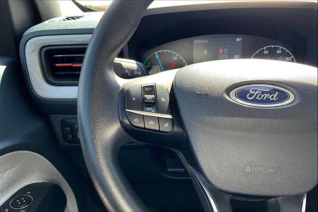 Photo of 2023 Hot Pepper Red Metallic Tinted Clearcoat Ford Maverick
