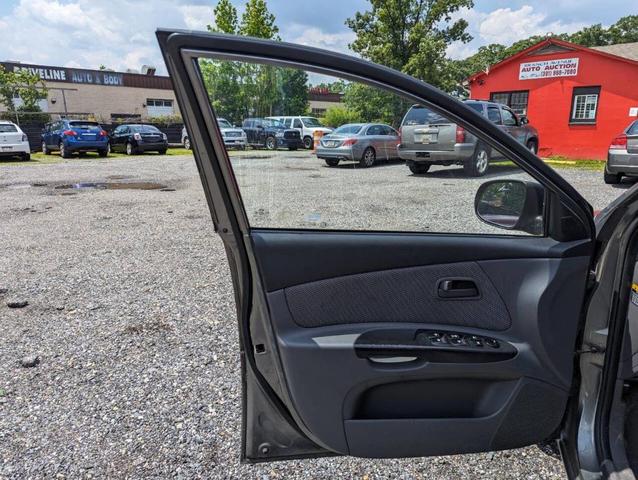 Photo of 2010 Gray Kia Rio