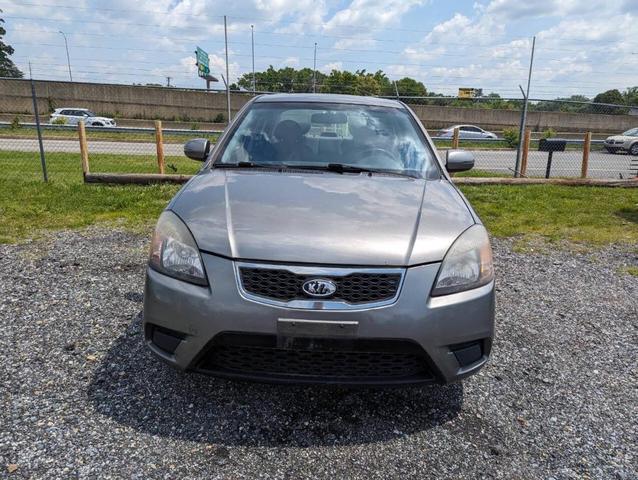 Photo of 2010 Gray Kia Rio