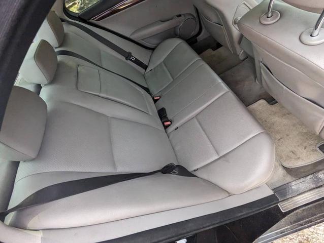 Photo of 2008 Black Mercedes-Benz C-Class