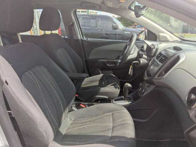 Photo of 2014 Silver Chevrolet Sonic