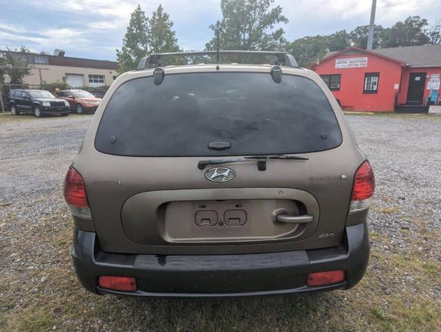 Photo of 2005 Tan Hyundai SANTA FE