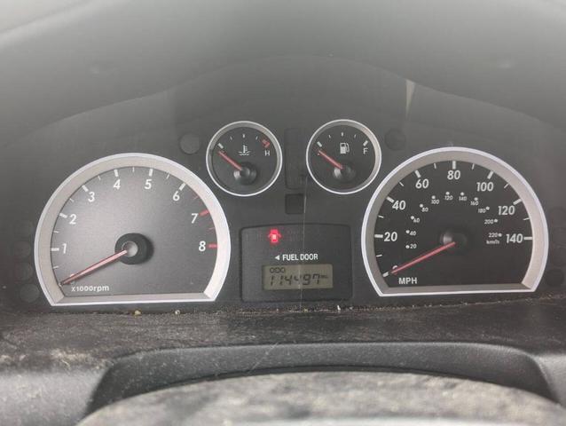 Photo of 2005 Tan Hyundai SANTA FE