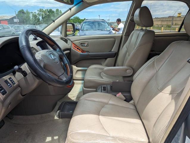 Photo of 2001 Gray Lexus RX 300