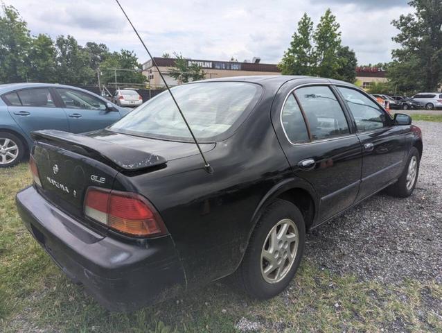 Photo of 1999 Black Nissan Maxima