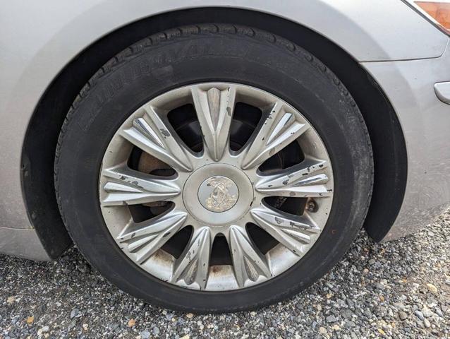 Photo of 2009 Titanium Gray Metallic Hyundai Genesis