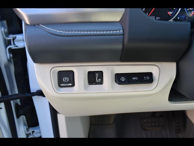 Photo of 2022 White Frost Tricoat GMC Acadia