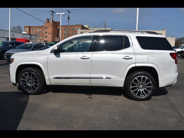 Photo of 2022 White Frost Tricoat GMC Acadia