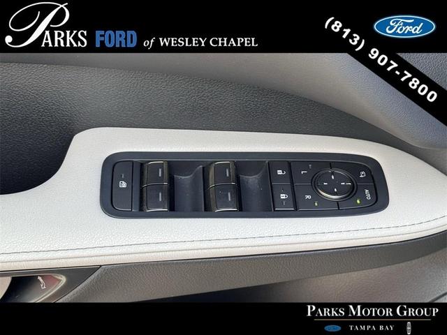 Photo of 2024 Green Pearl Lexus RX 350
