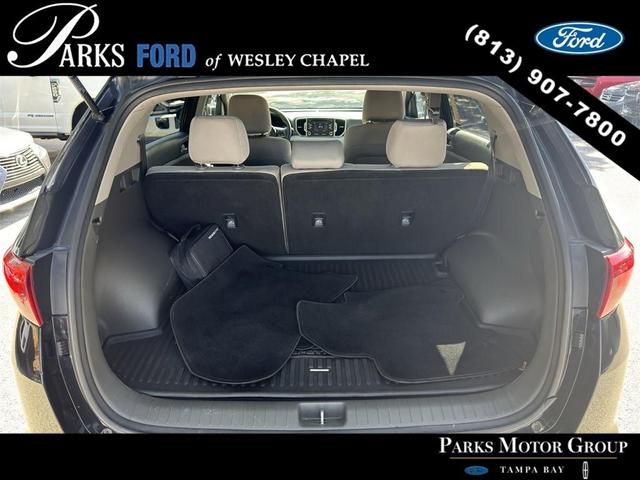 Photo of 2017 Black Cherry Kia Sportage