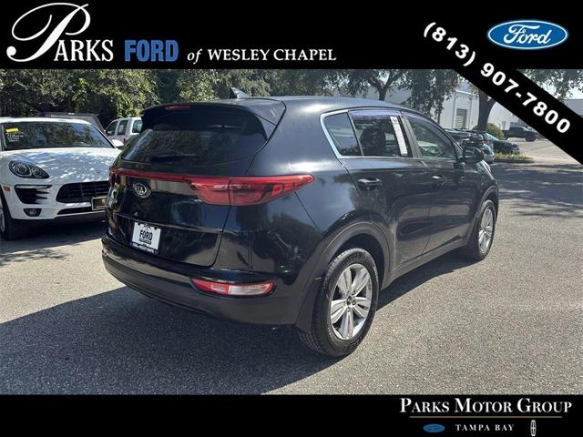 Photo of 2017 Black Cherry Kia Sportage