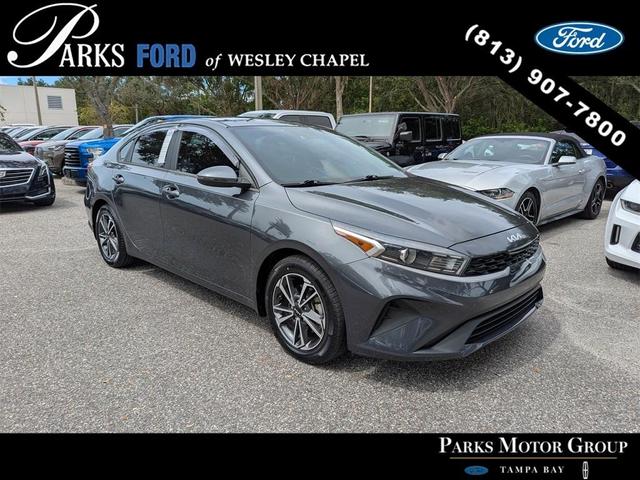 Photo of 2022 Gravity Gray Kia Forte