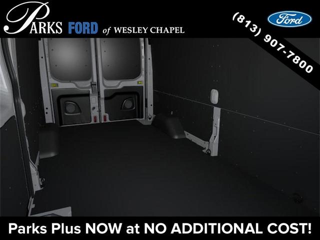 Photo of 2025 Oxford White Ford Transit-250