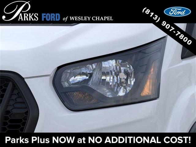 Photo of 2025 Oxford White Ford Transit-250
