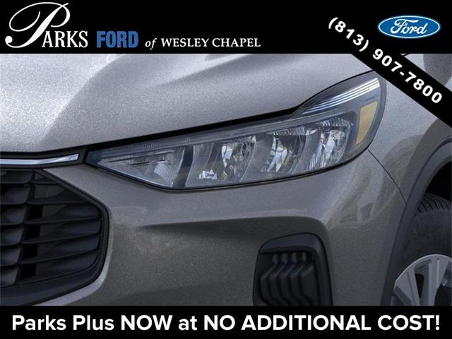 Photo of 2025 Carbonized Gray Metallic Ford Escape