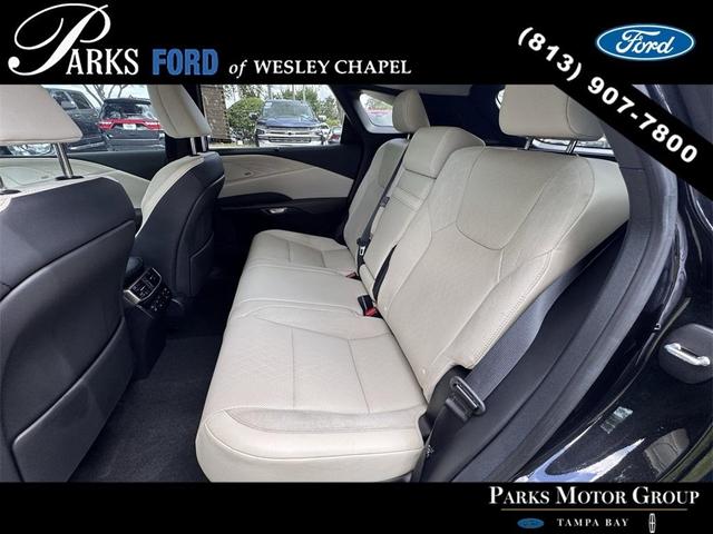 Photo of 2023 Black Lexus RX 350