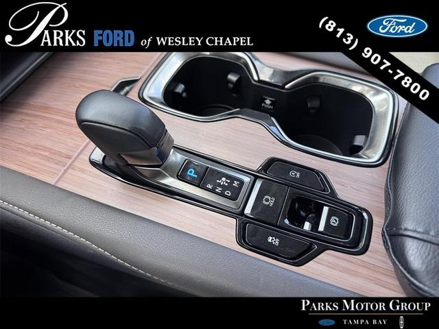 Photo of 2023 Black Lexus RX 350