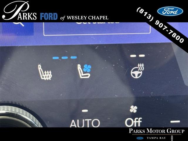 Photo of 2023 Black Lexus RX 350