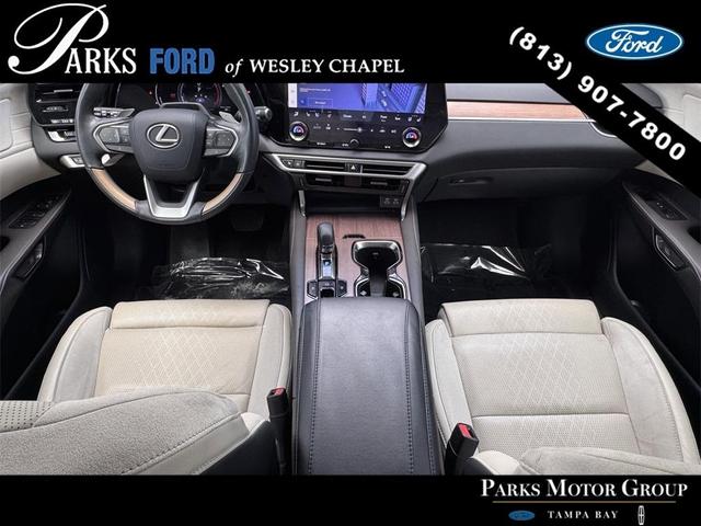 Photo of 2023 Black Lexus RX 350