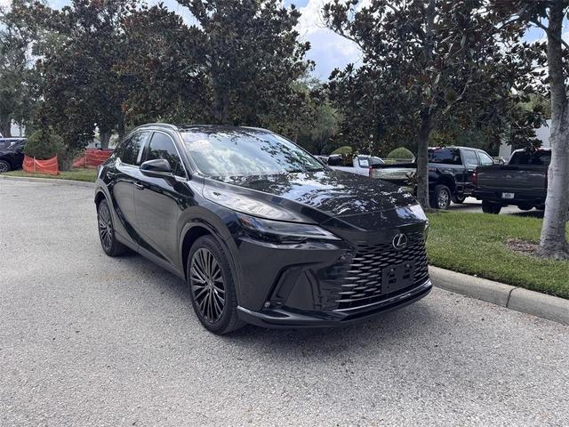 Photo of 2023 Black Lexus RX 350